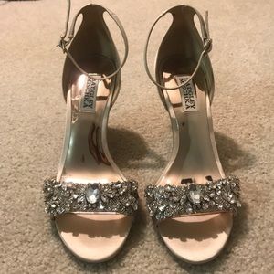 Badgley Mischka wedding wedges!